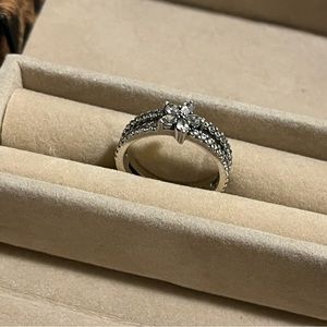 Pandora Sparkling Snowflake Double Ring